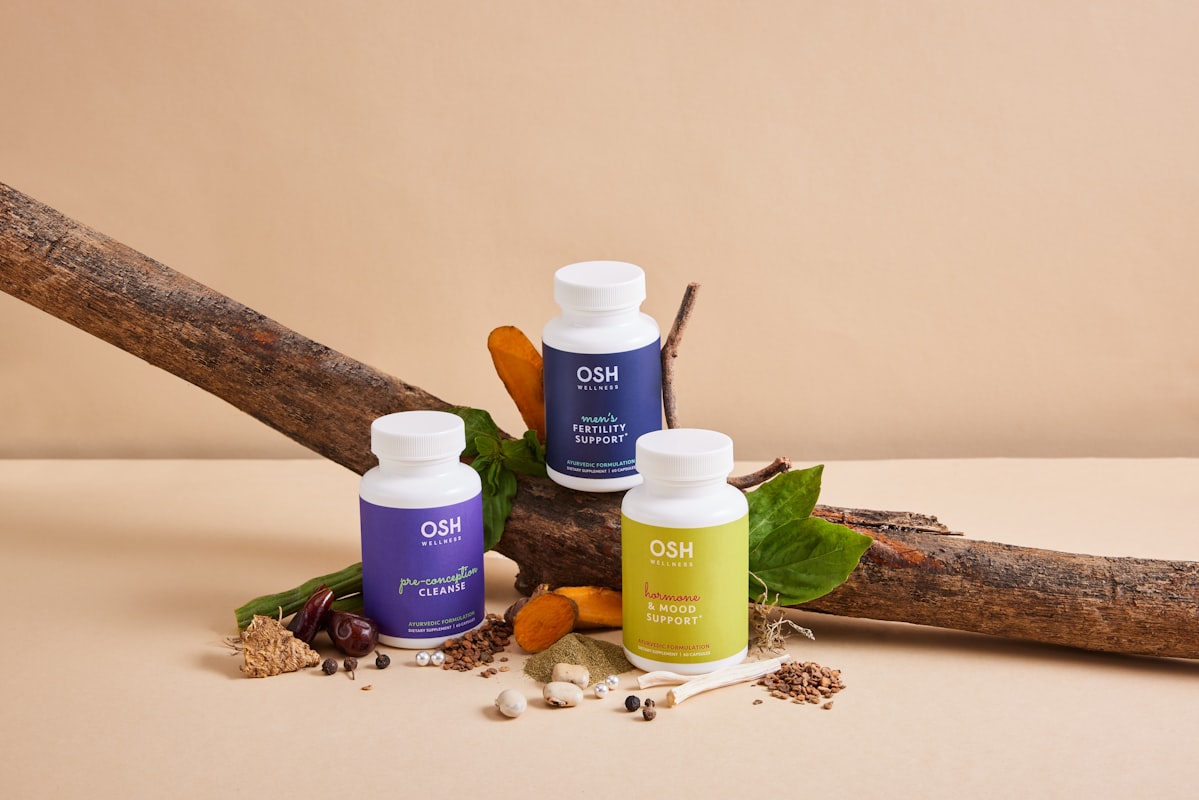 Natural digestive health supplement capsules